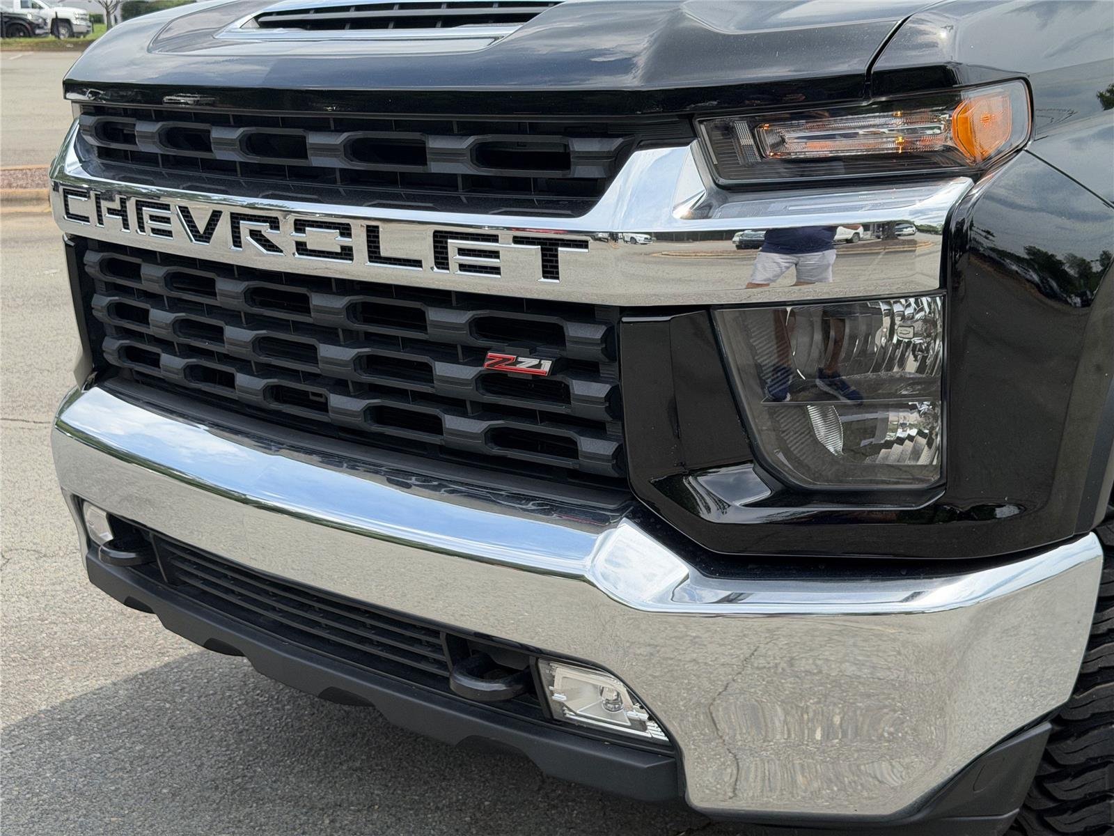 Used 2023 Black Chevrolet LT image 34