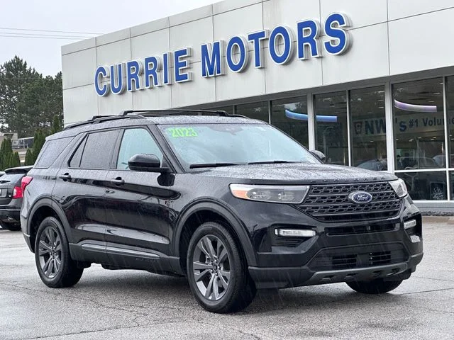 Certified Used 2023 Black Ford XLT image 1
