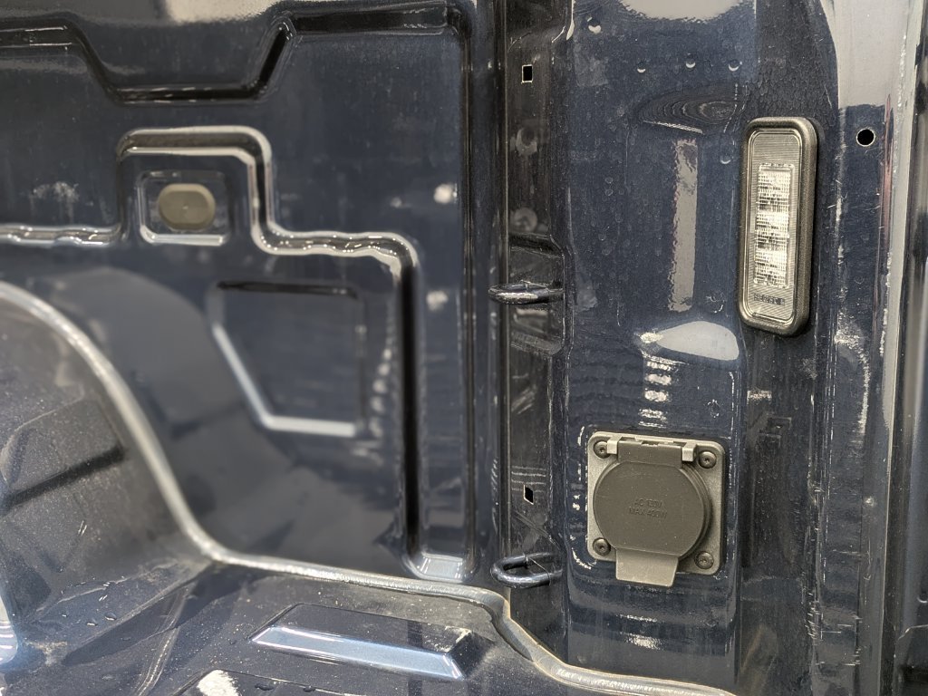 2023 Chevrolet Silverado 1500 LT - Photo 18