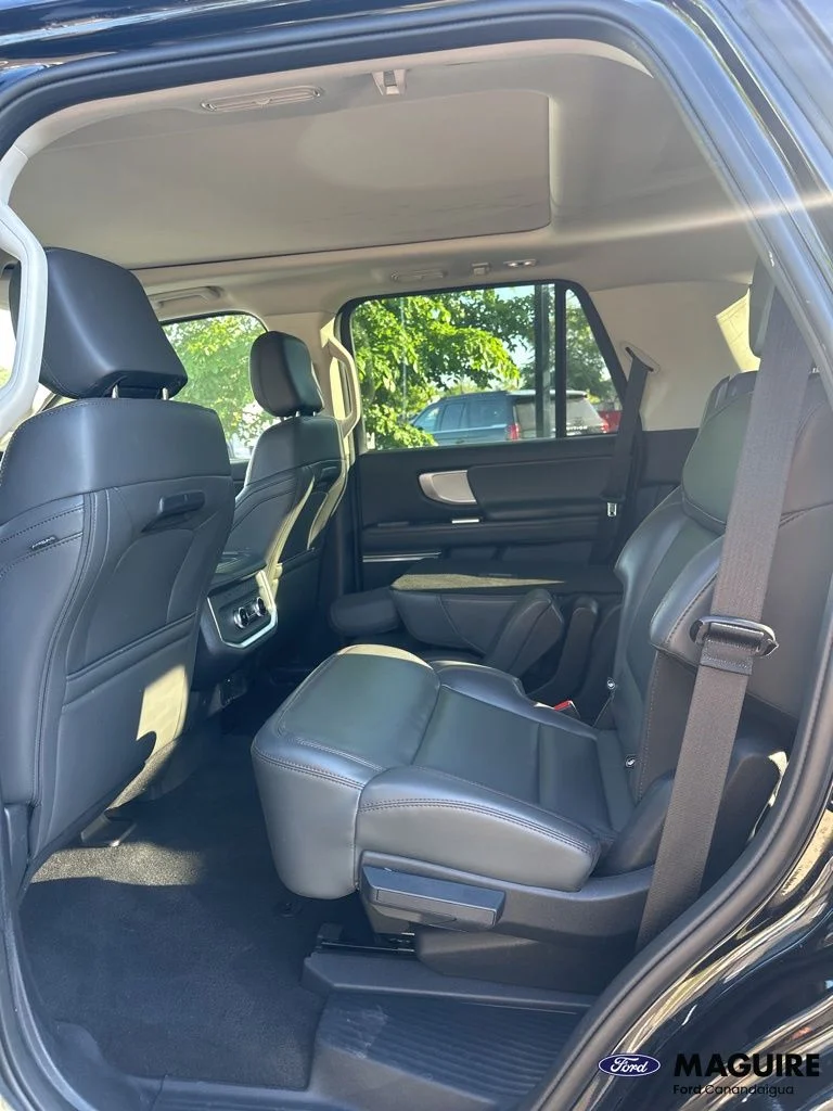Used 2025 Black Ford Active image 10