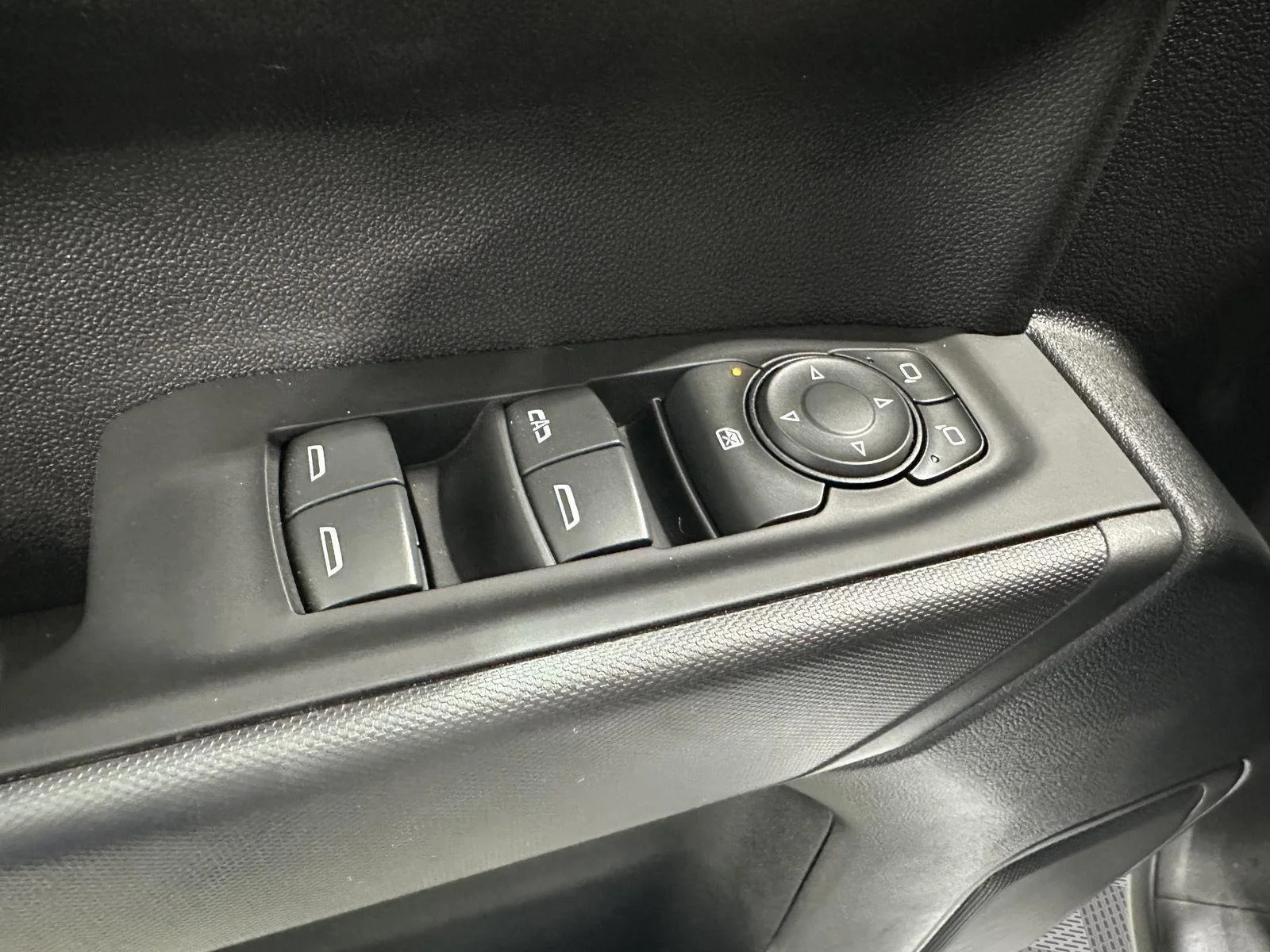 Used 2023 SUMMIT WHITE Chevrolet Custom Trail Boss image 21