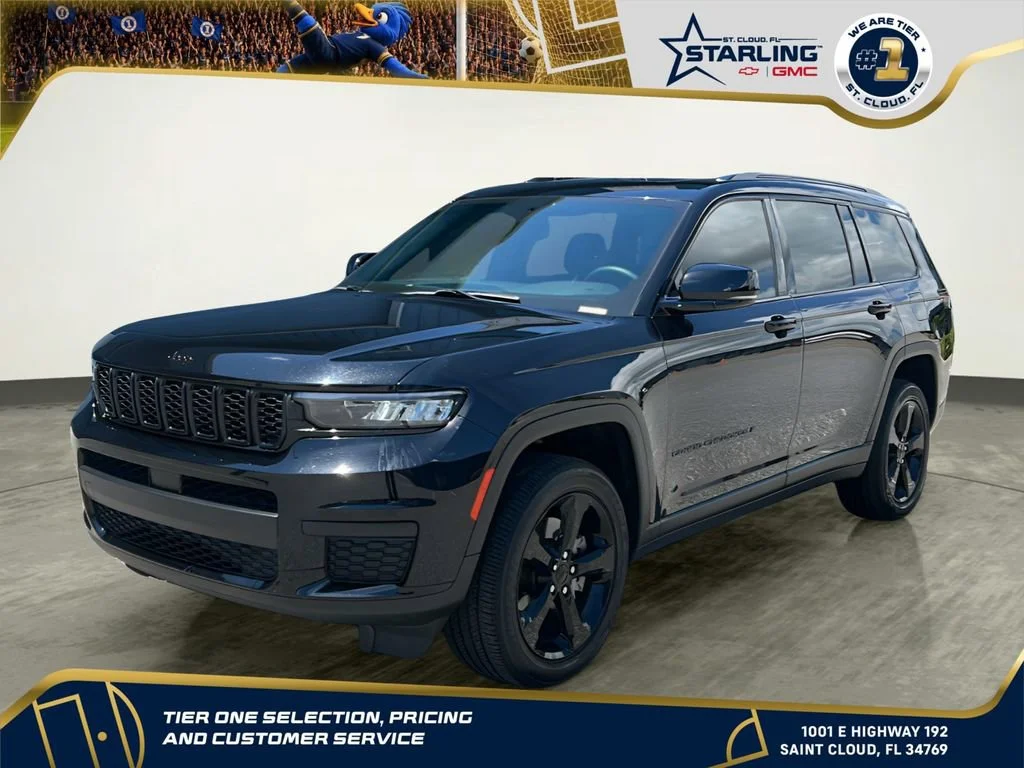 Used 2024 Black Jeep Altitude X 4x4 image 1