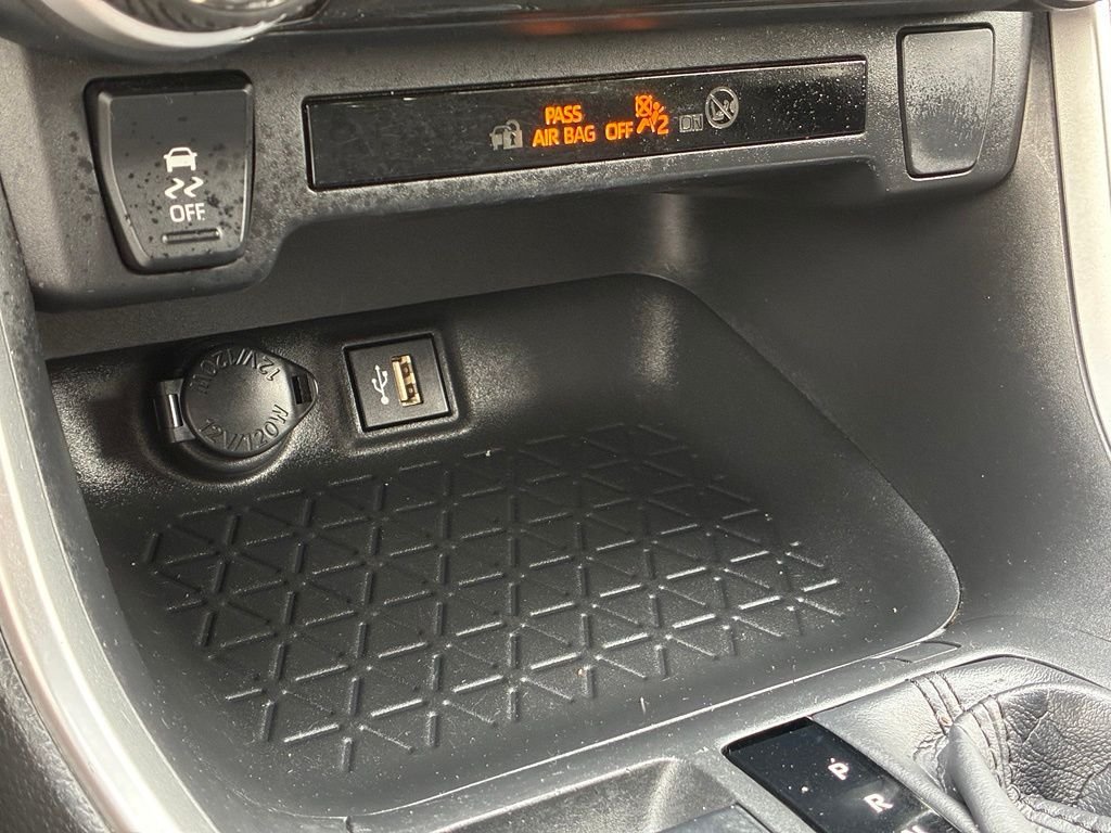 Used 2025 Black Toyota XLE image 24