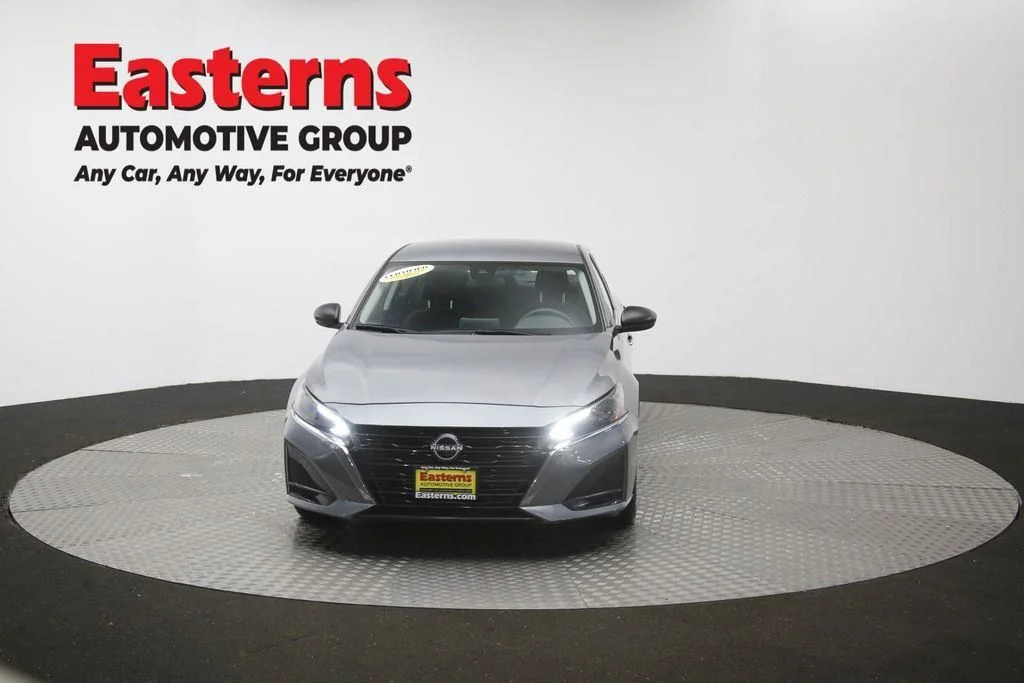 Used 2025 Gray Nissan 2.5 SV image 54