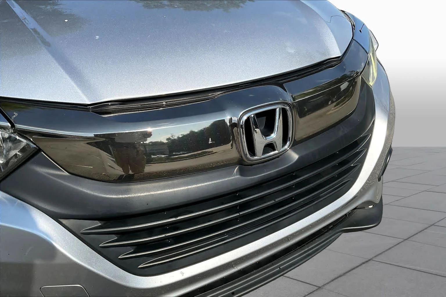 Used 2022 Lunar Silver Metallic Honda EX image 30