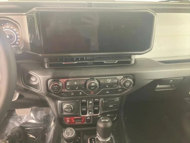 2025 Jeep Wrangler 4-Door Willys - Photo 14