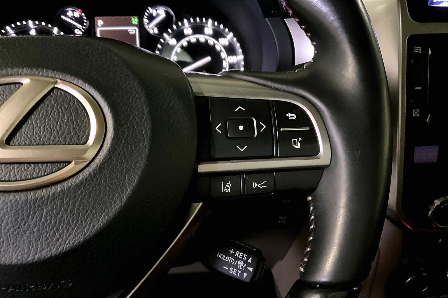 Used 2022 Black Onyx Lexus Premium image 24