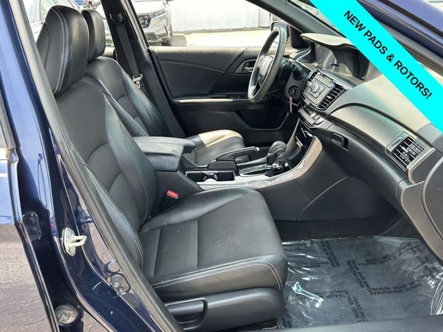Used 2017 Blue Honda Sport image 13
