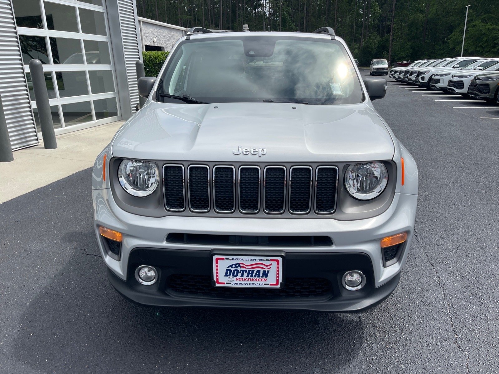 Used 2021 Silver Jeep Limited image 2