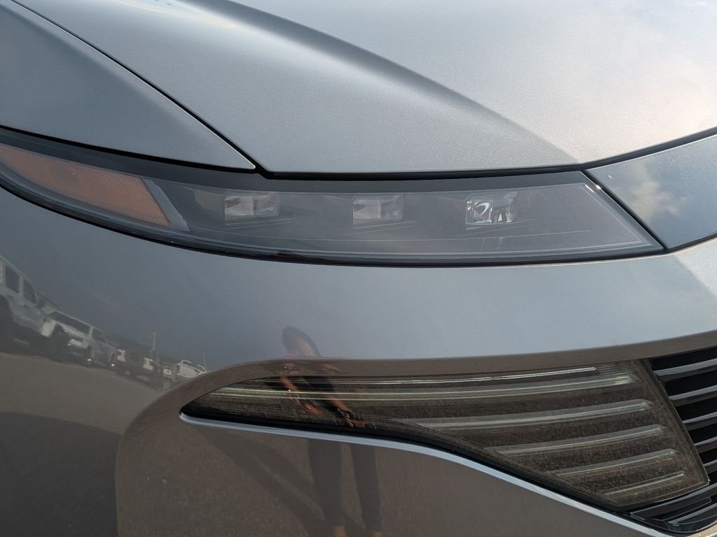 New 2026 Gun Metallic Nissan SL image 4