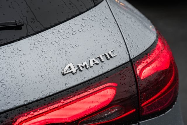 New 2026  Mercedes-Benz GLC 300 image 8