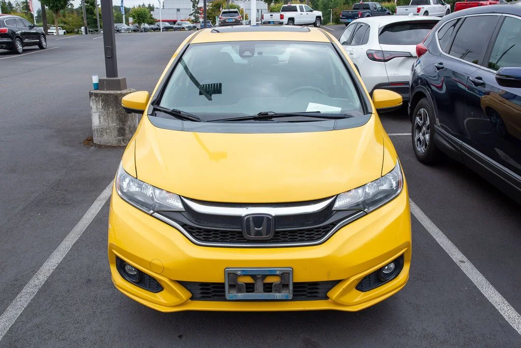 Certified Used 2018 Helios Yellow Pearl Honda EX-L image 2