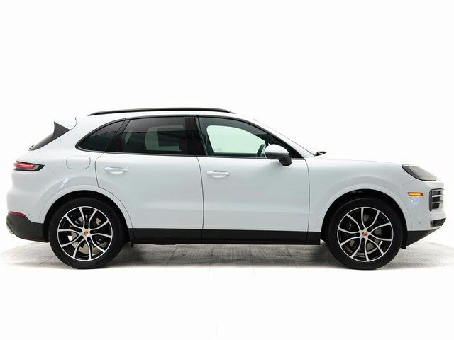 2025 Porsche Cayenne Base - Photo 32
