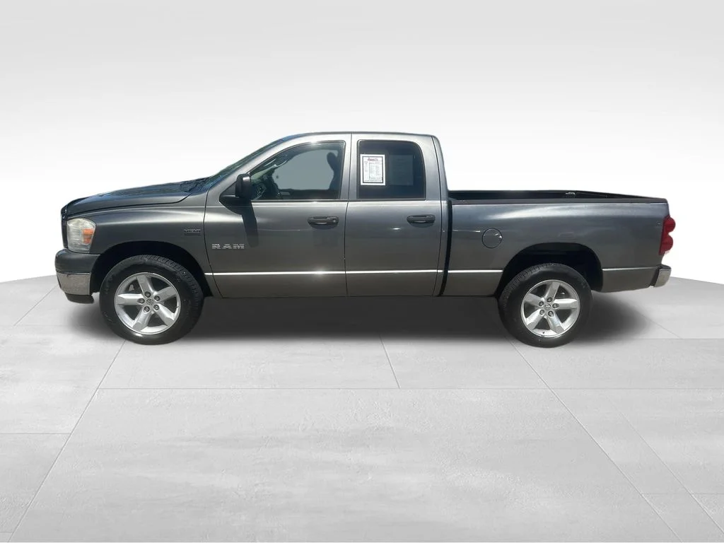 Used 2008 Gray Dodge SLT image 13