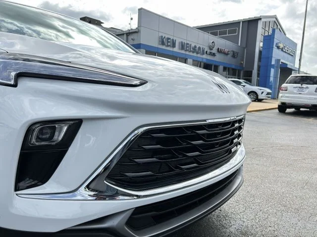 New 2026 Summit White Buick Preferred image 4