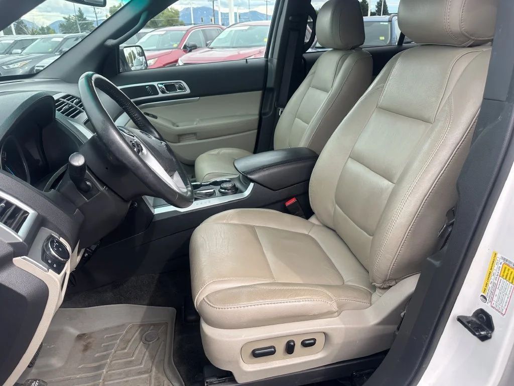 Used 2015 White Ford XLT image 4