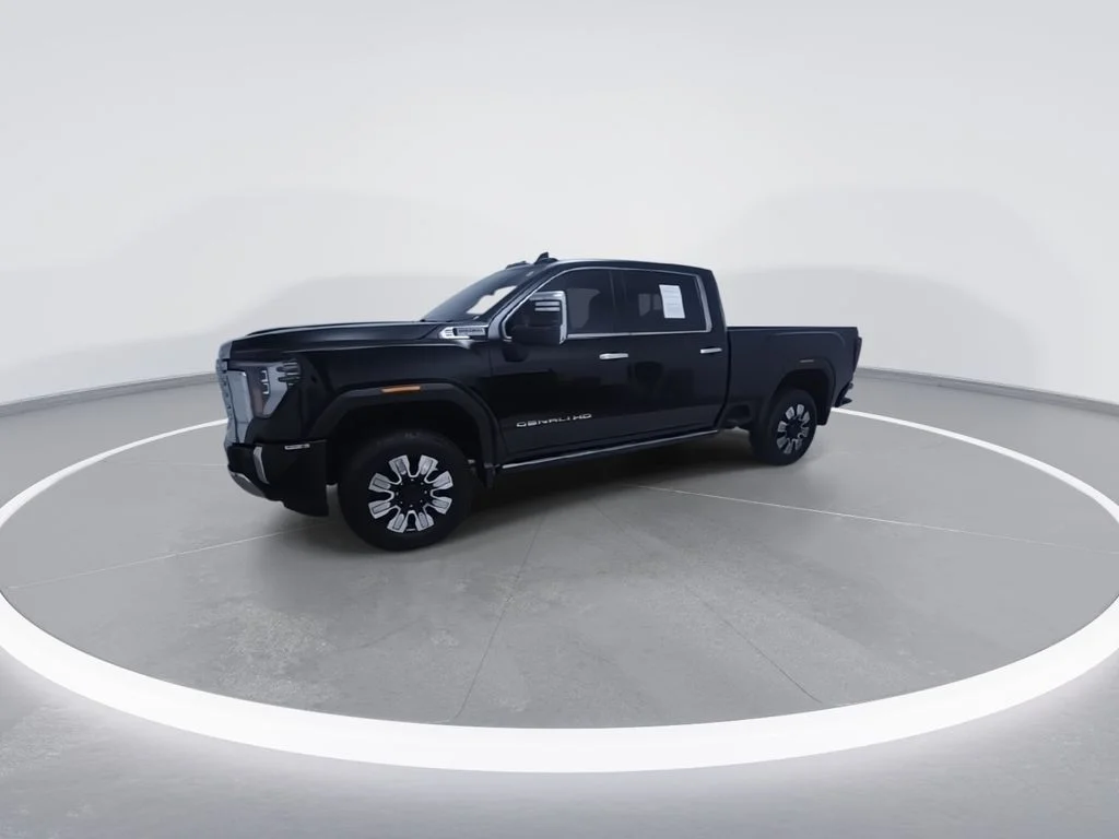 Used 2025 Black GMC Denali image 6