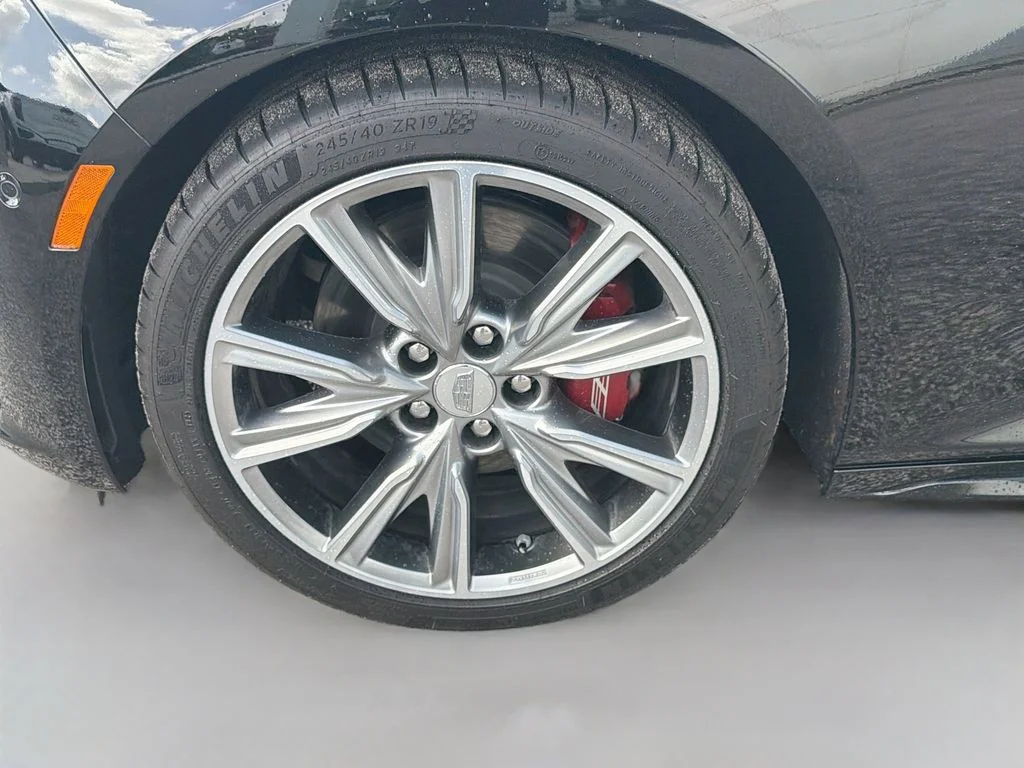 Certified Used 2026 Black Raven Cadillac V-Series image 35