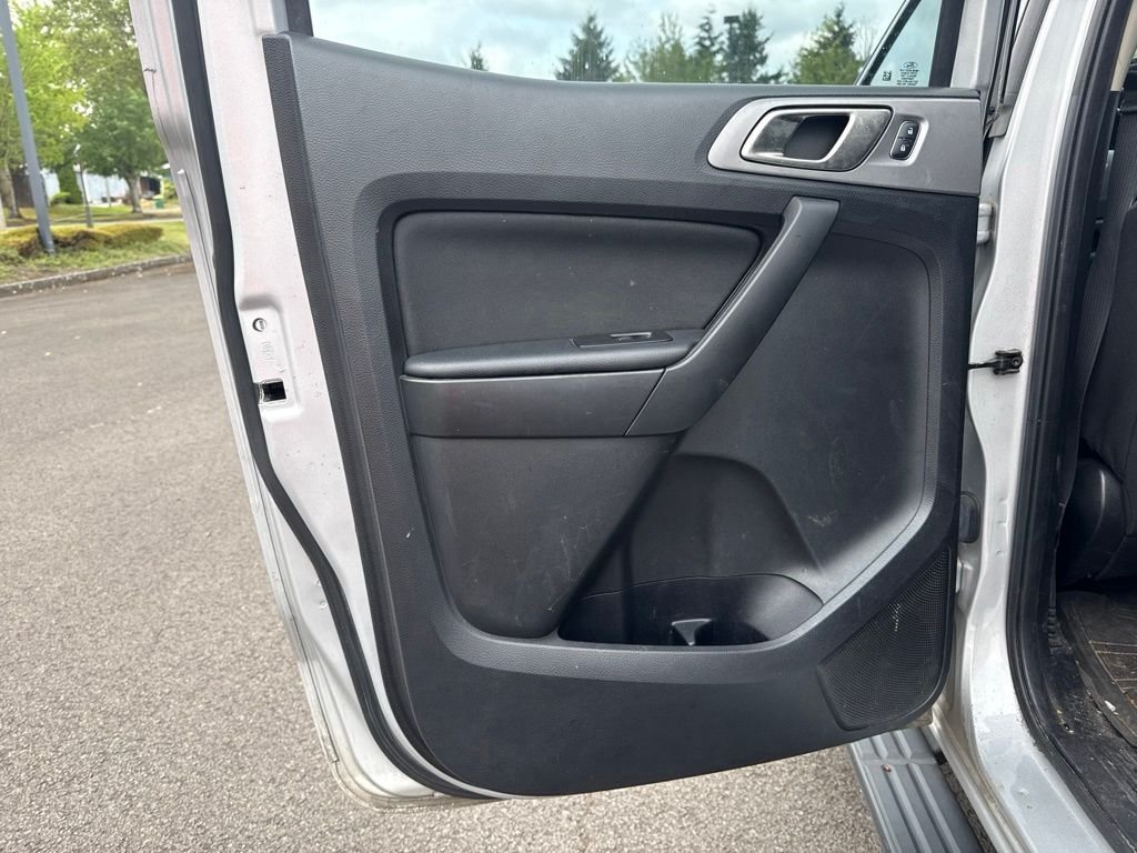 Used 2019 Ingot Silver Metallic Ford XLT image 18