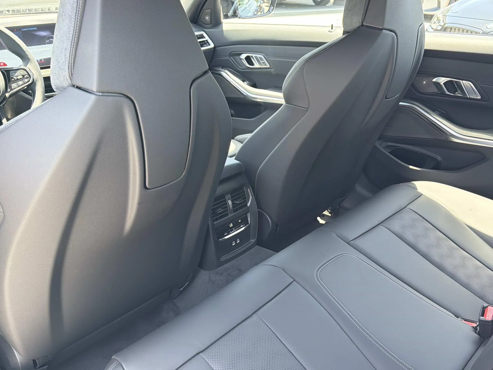 New 2027 Black Sapphire Metallic BMW  image 11