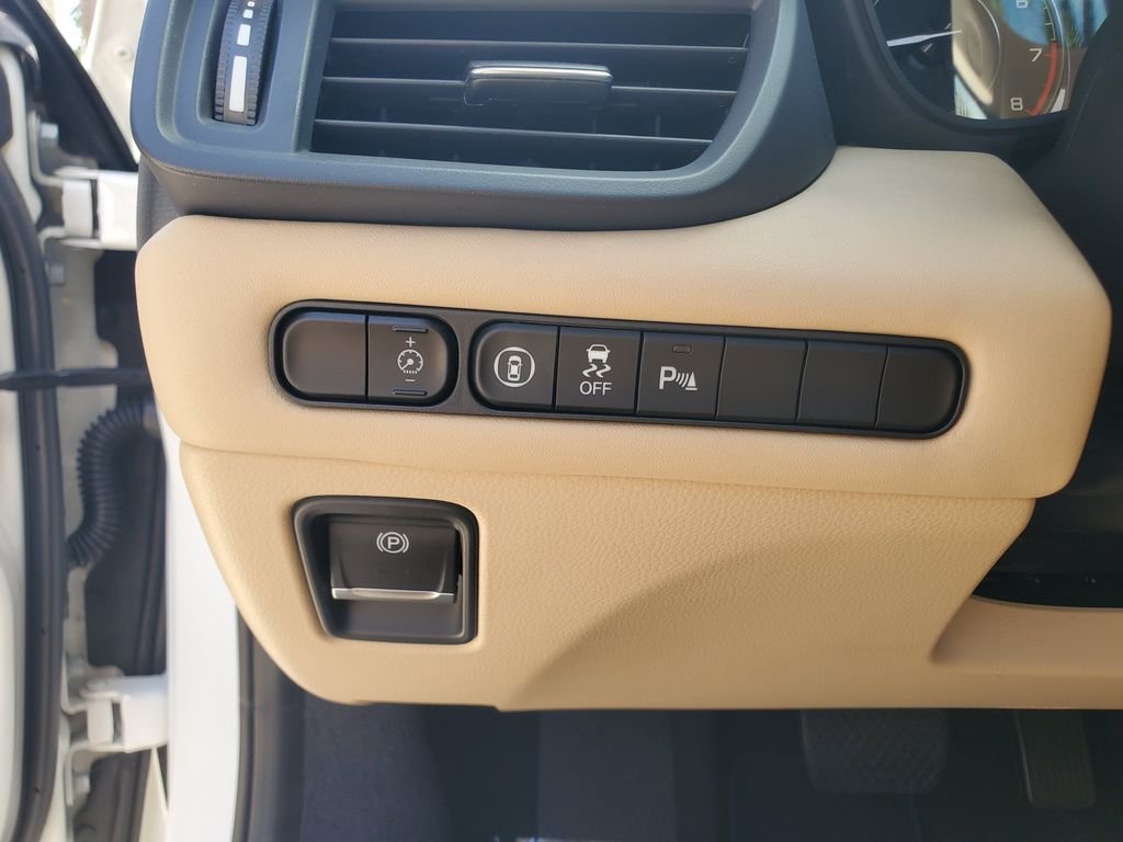 Used 2021 White Acura Technology Package image 22