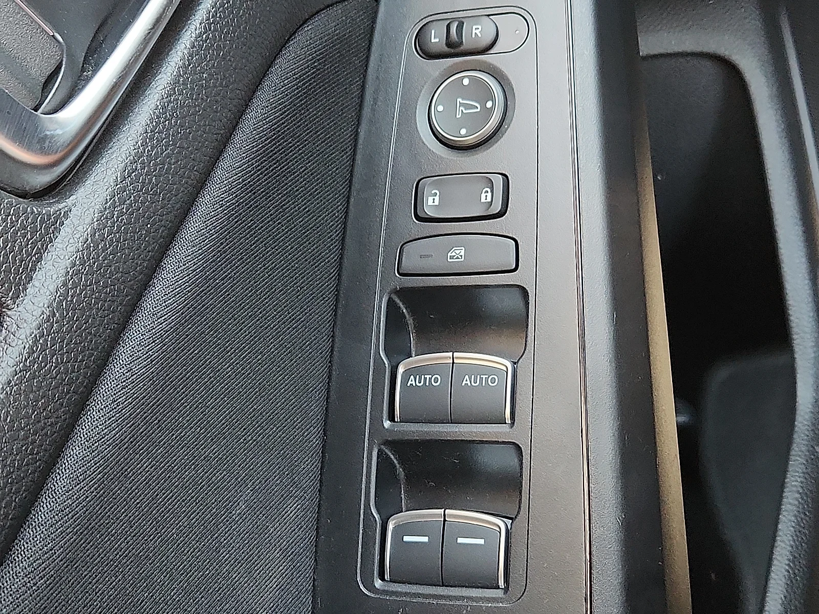 2025 Honda Civic Sport - Photo 21