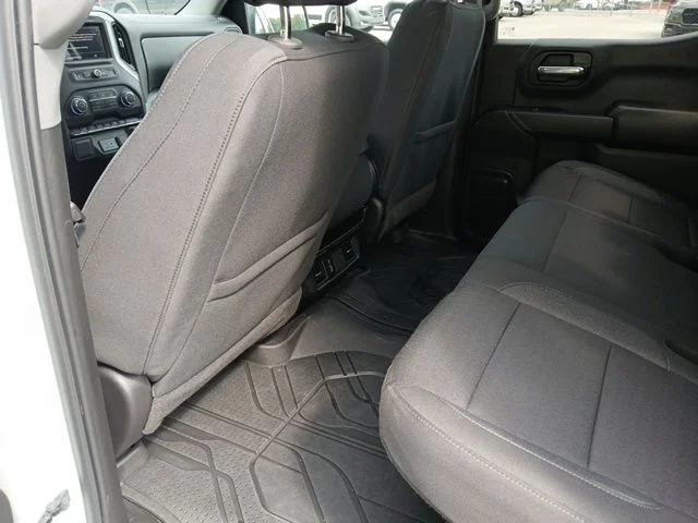 Used 2025 White Chevrolet Custom image 18