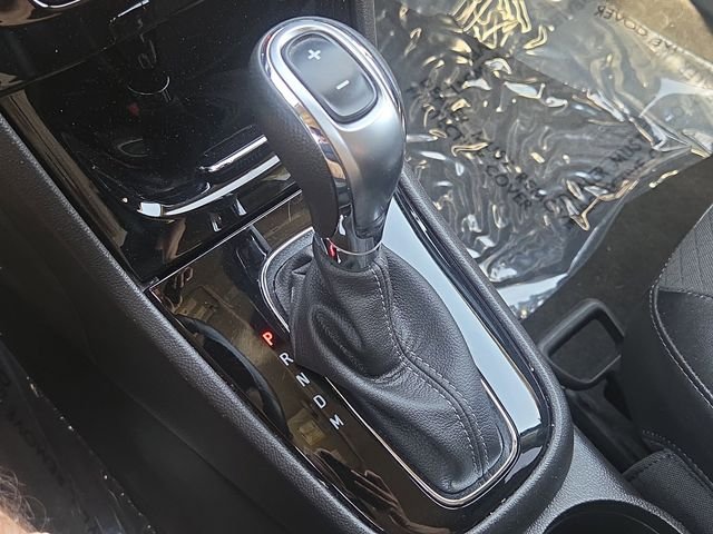 Used 2022 Ebony Twilight Metallic Buick Preferred image 18