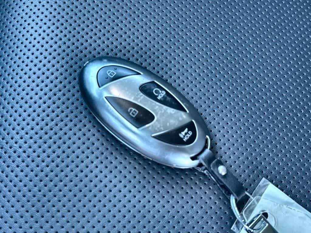 Used 2026 Shimmering Silver Hyundai SEL image 23