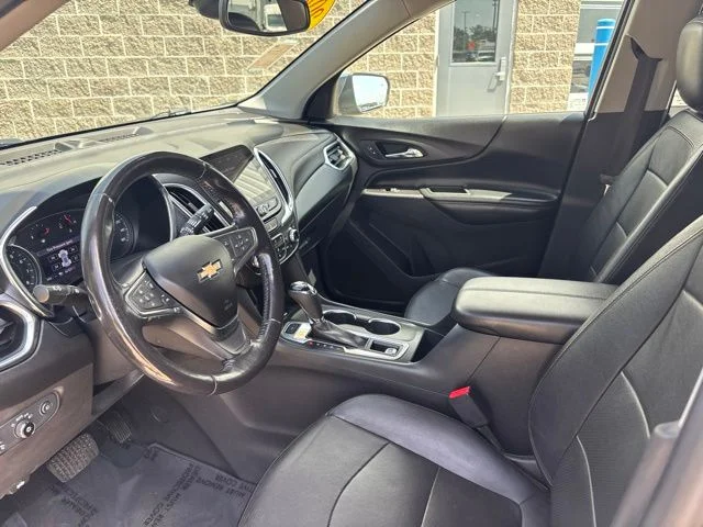Used 2020 Nightfall Gray Metallic Chevrolet Premier image 17