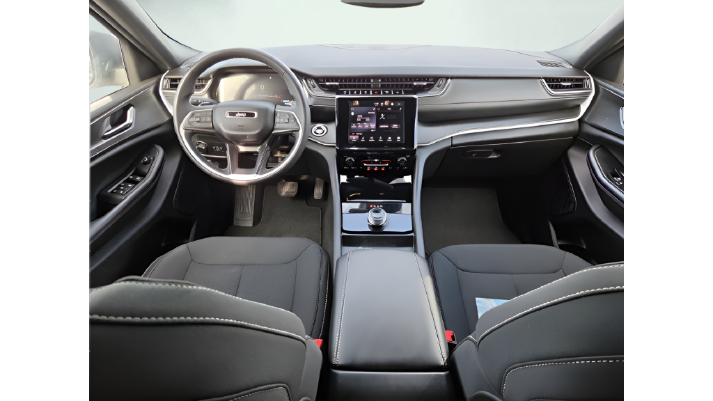 Used 2024 White Jeep Laredo X image 10