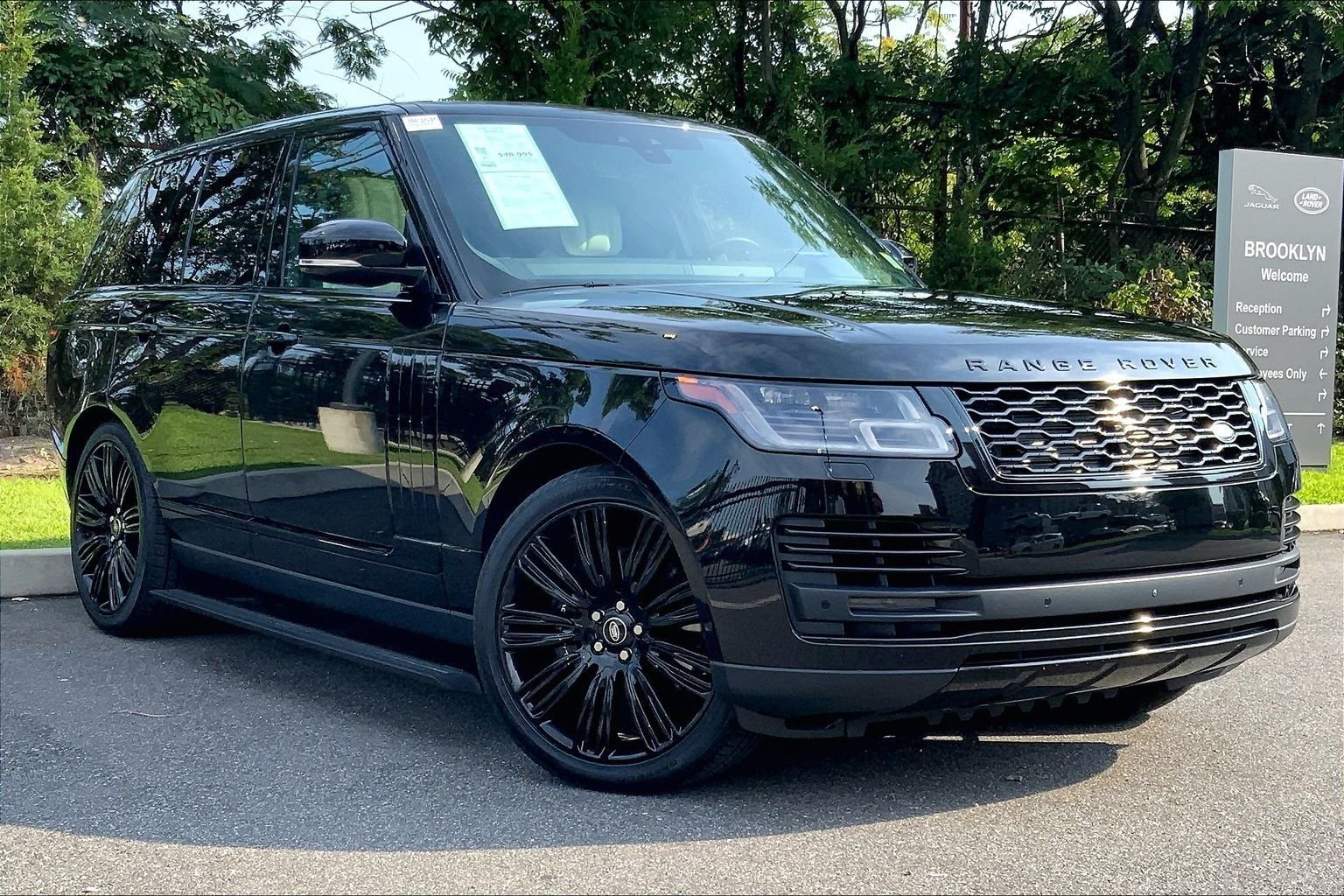Used 2021 Santorini Black Metallic Land Rover Westminster image 2