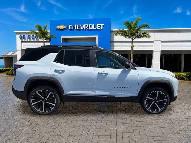 New 2026 Polar White Tricoat Chevrolet RS image 6