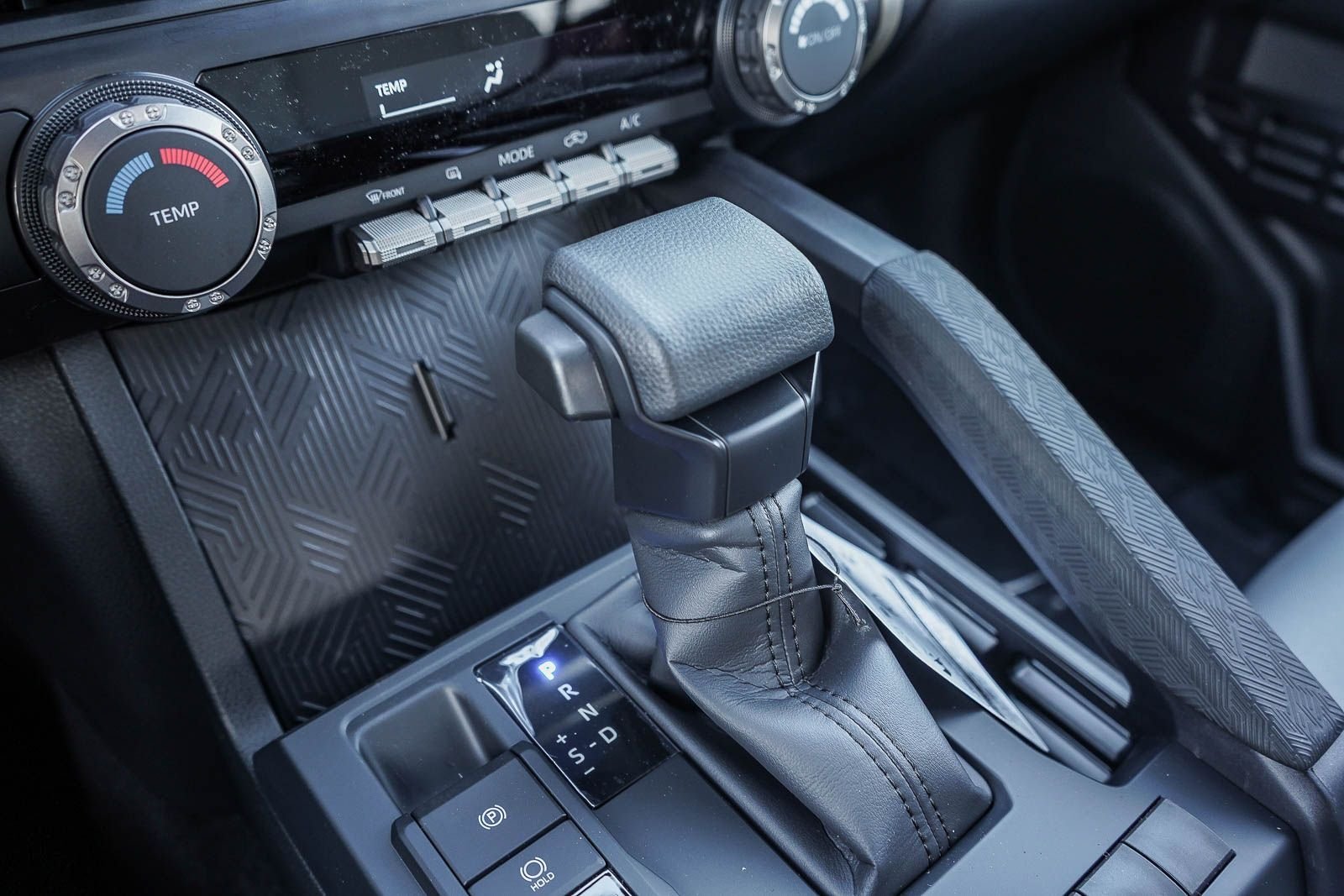 2026 Toyota Tacoma SR5 - Photo 23