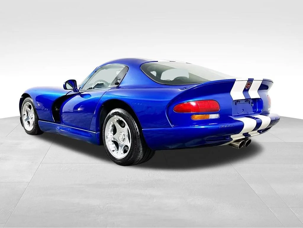 Used 1997 Blue Dodge GTS image 5