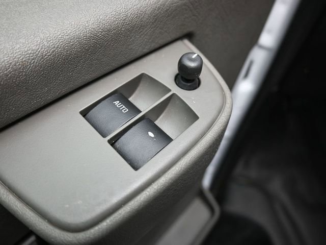 2024 GMC Savana Cargo Work Van - Photo 11