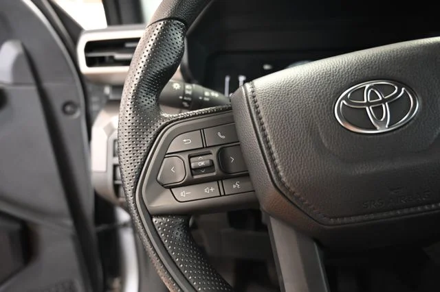 2026 Toyota Tacoma SR5 - Photo 24