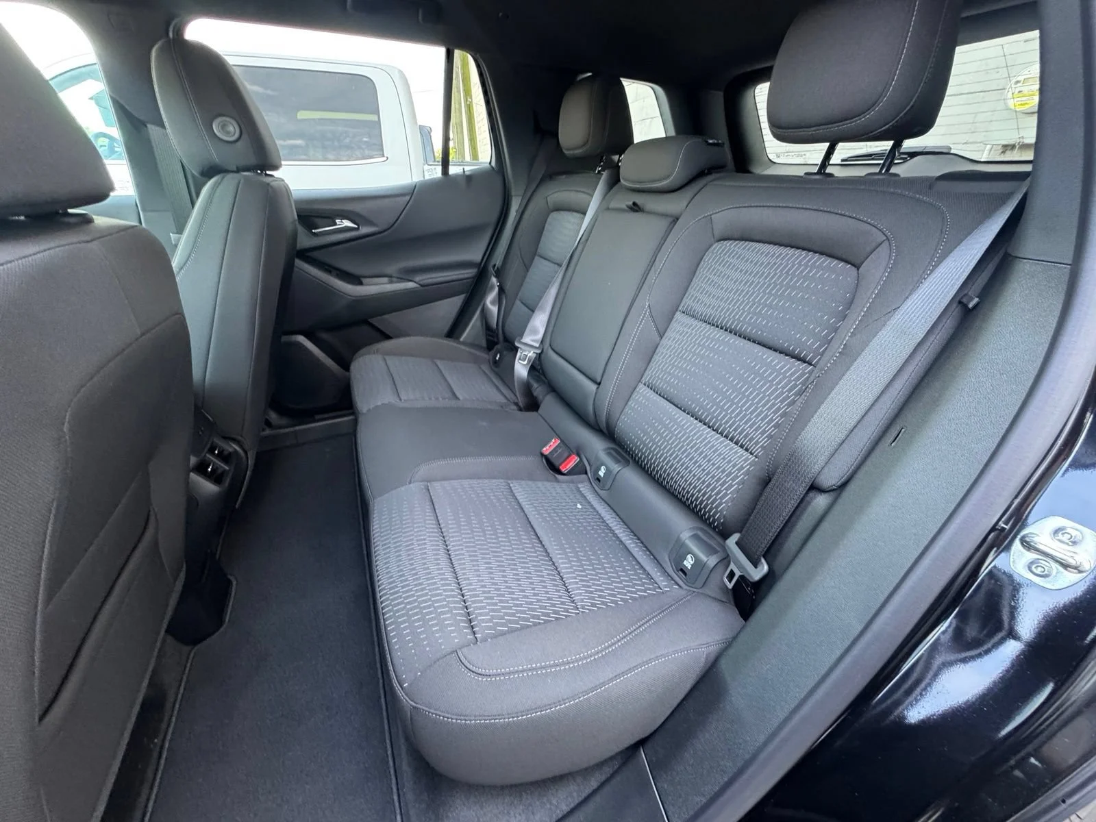 2027 Chevrolet Equinox LT - Photo 27