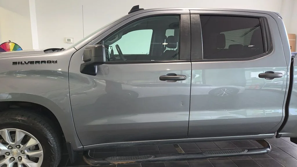 Used 2021 Gray Chevrolet Custom image 3