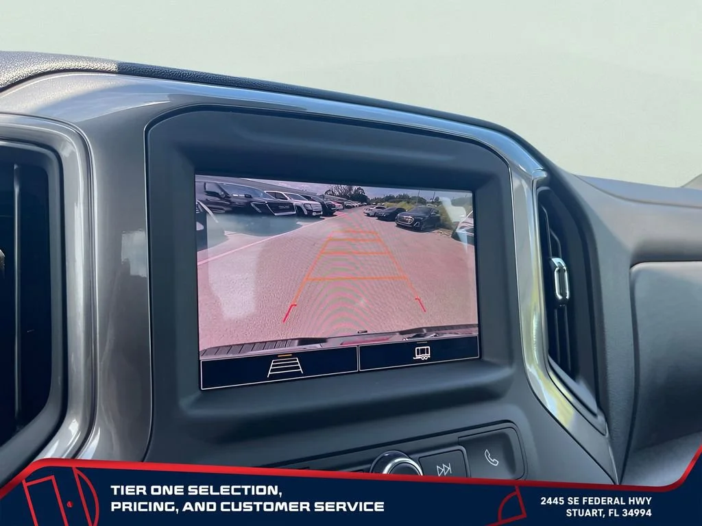 New 2025 Summit White GMC Pro image 23