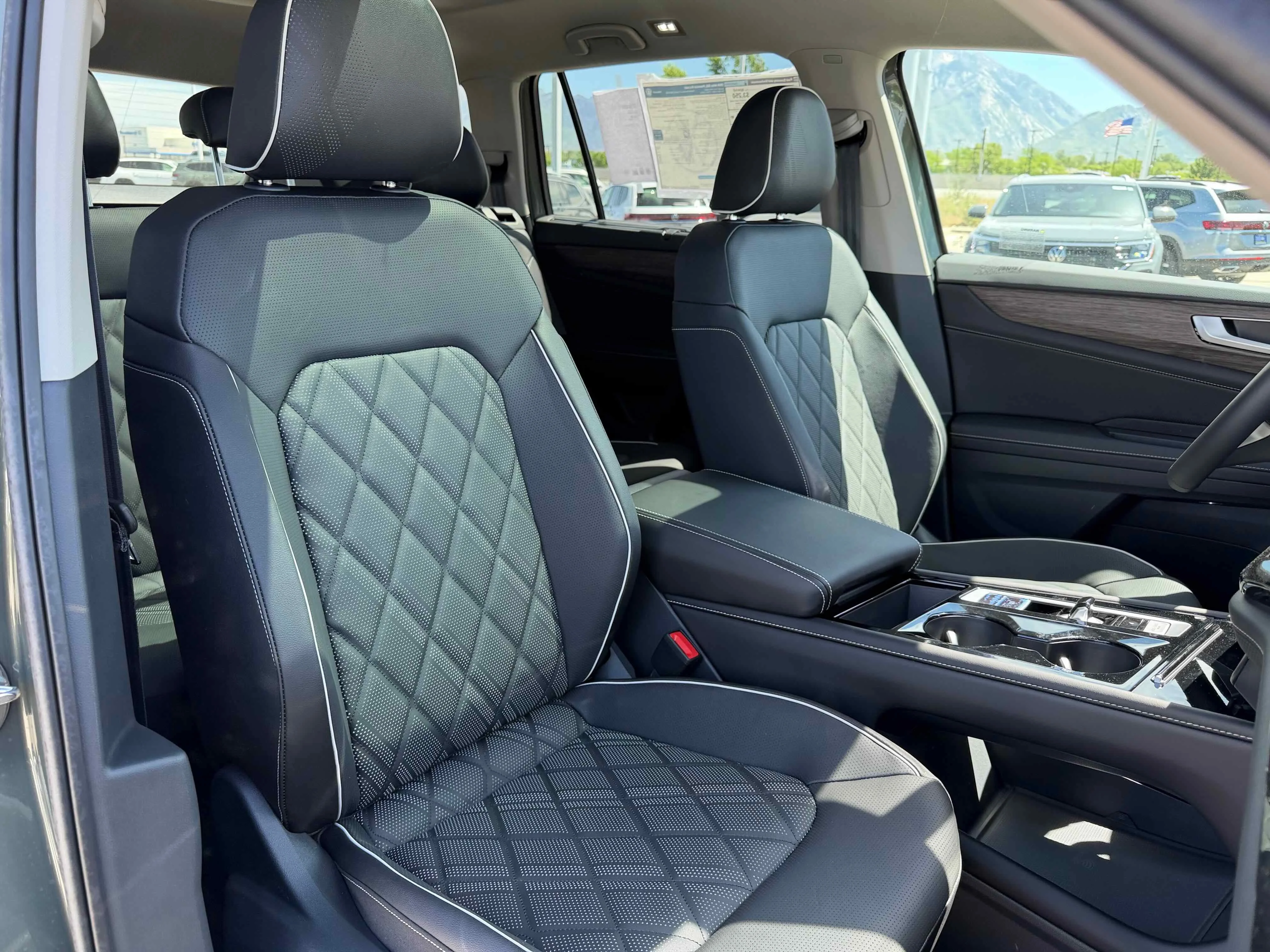 New 2026 Green Volkswagen 2.0T SEL Premium R-Line image 31