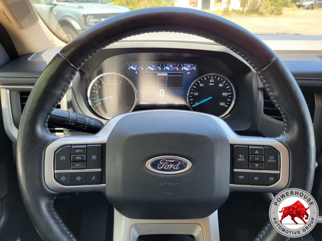 Used 2023 Silver Ford XLT image 33