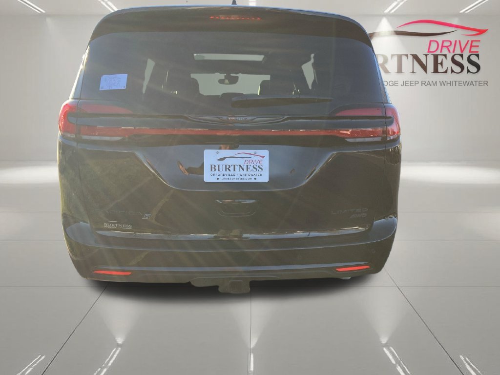 2026 Chrysler Pacifica Limited - Photo 7