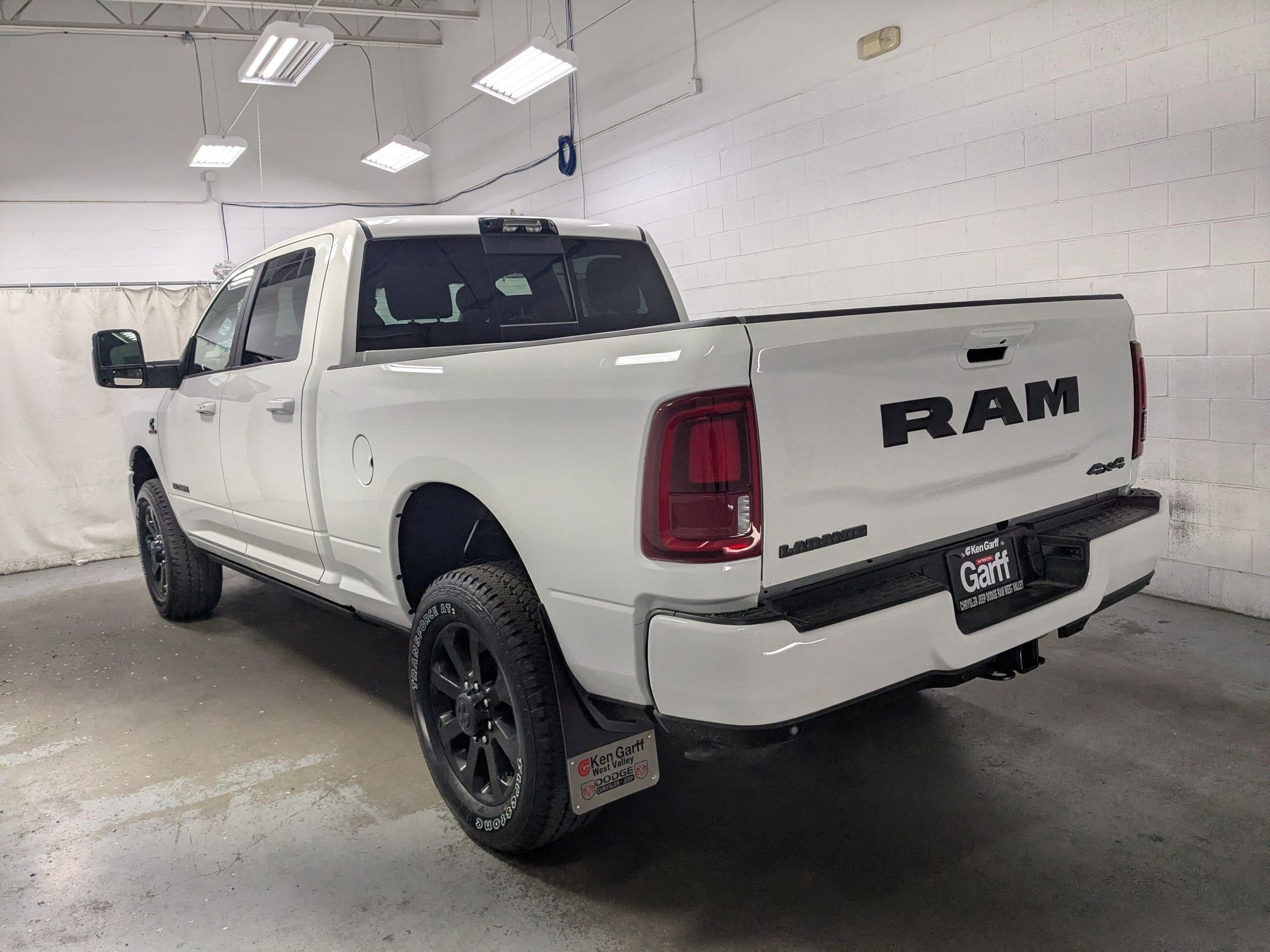 New 2026 Bright White Clear-Coat Exterior Paint RAM Laramie image 7