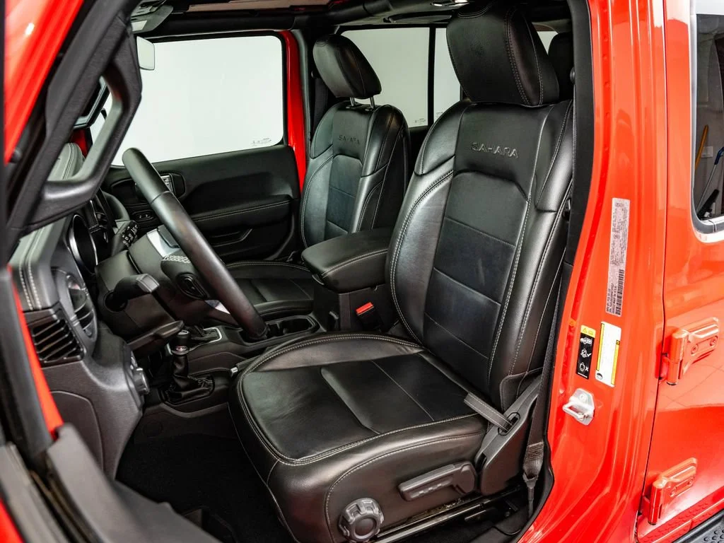 Used 2022 Firecracker Red Clearcoat Jeep Unlimited Sahara image 23