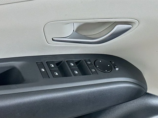 New 2026 Red Hyundai SEL image 10