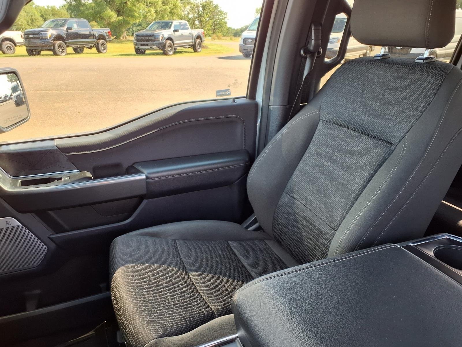 Used 2023 Silver Ford XLT image 18