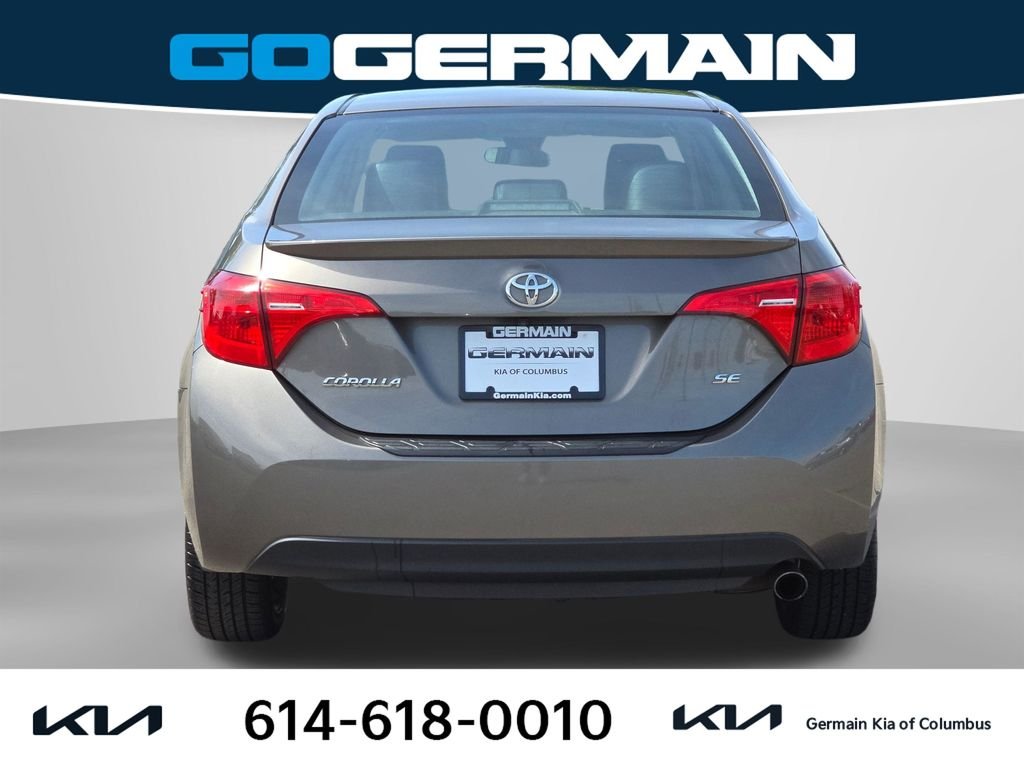 Used 2017  Toyota SE image 9