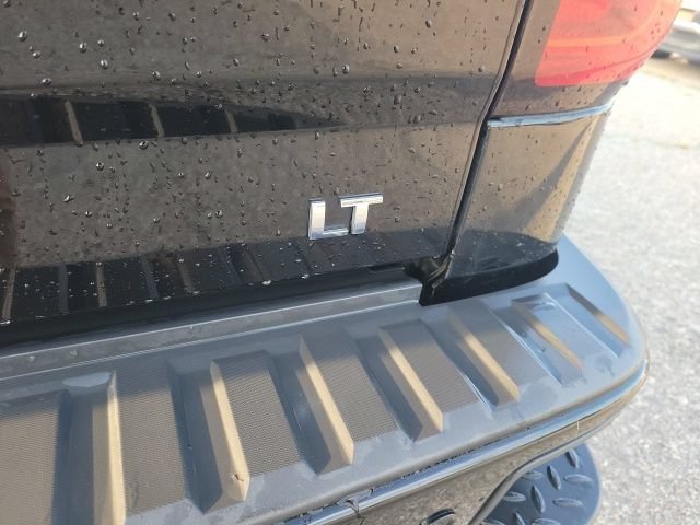 Used 2016 BLACK Chevrolet LT image 25