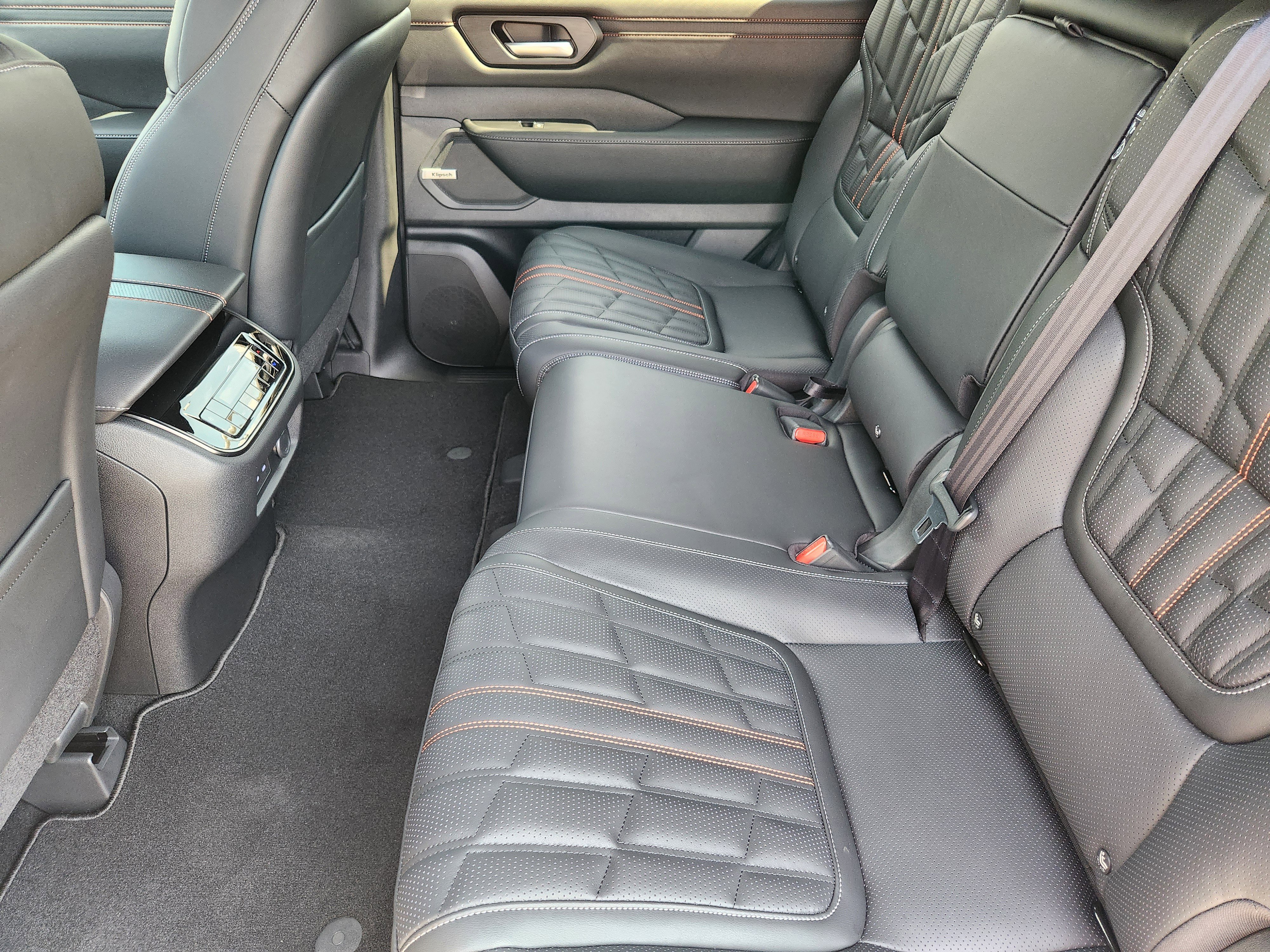 2026 Nissan Armada PRO-4X - Photo 20